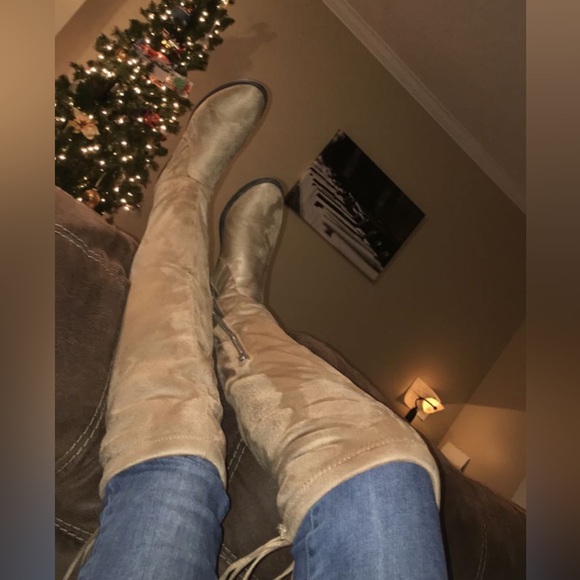 Forever 21 Knee High Boots - Picture 5 of 9